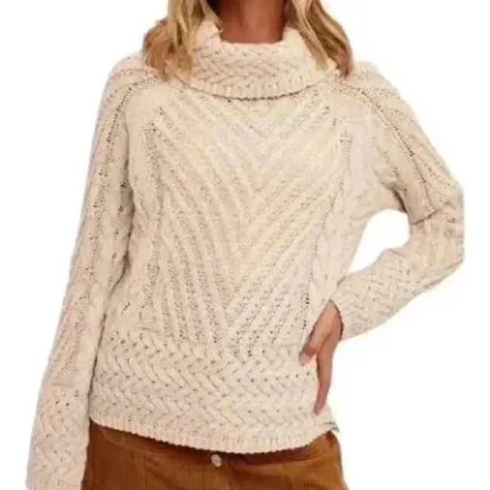 Hem & Thread Cozy Cable Knit Turtleneck Cowl-neck Sweater Women’s size L - Picture 14 of 14